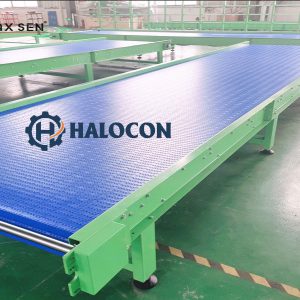 Băng tải nhựa chạy thẳng